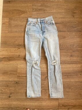Levi's Wedgie Straight Leg Ripped Jeans